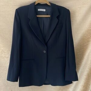 Emporio Armani Suit women size 44 like a L